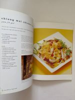 Lemongrass and Sweet Basil: Traditional Thai Cuisine / Khamtane Signavong - Image 3