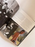 Tom Jones: A Life in Pictures / Chris Roberts - Image 2