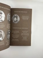 Hollow City: The Second Novel of Miss Peregrine's Peculiar Children / Ransom Riggs - Image 2