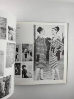 Roberto Capucci: Timeless Creativity / Dilys E. Blum - Image 3