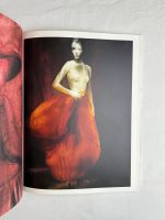 Unified Message: In Fashion: Photography Meets Drawing / PIE Books - Image 2